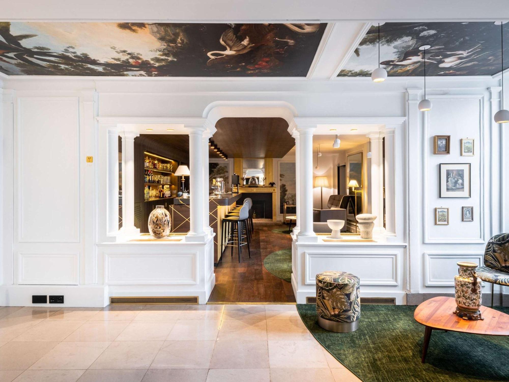 Aigle Noir Mgallery Hotel
