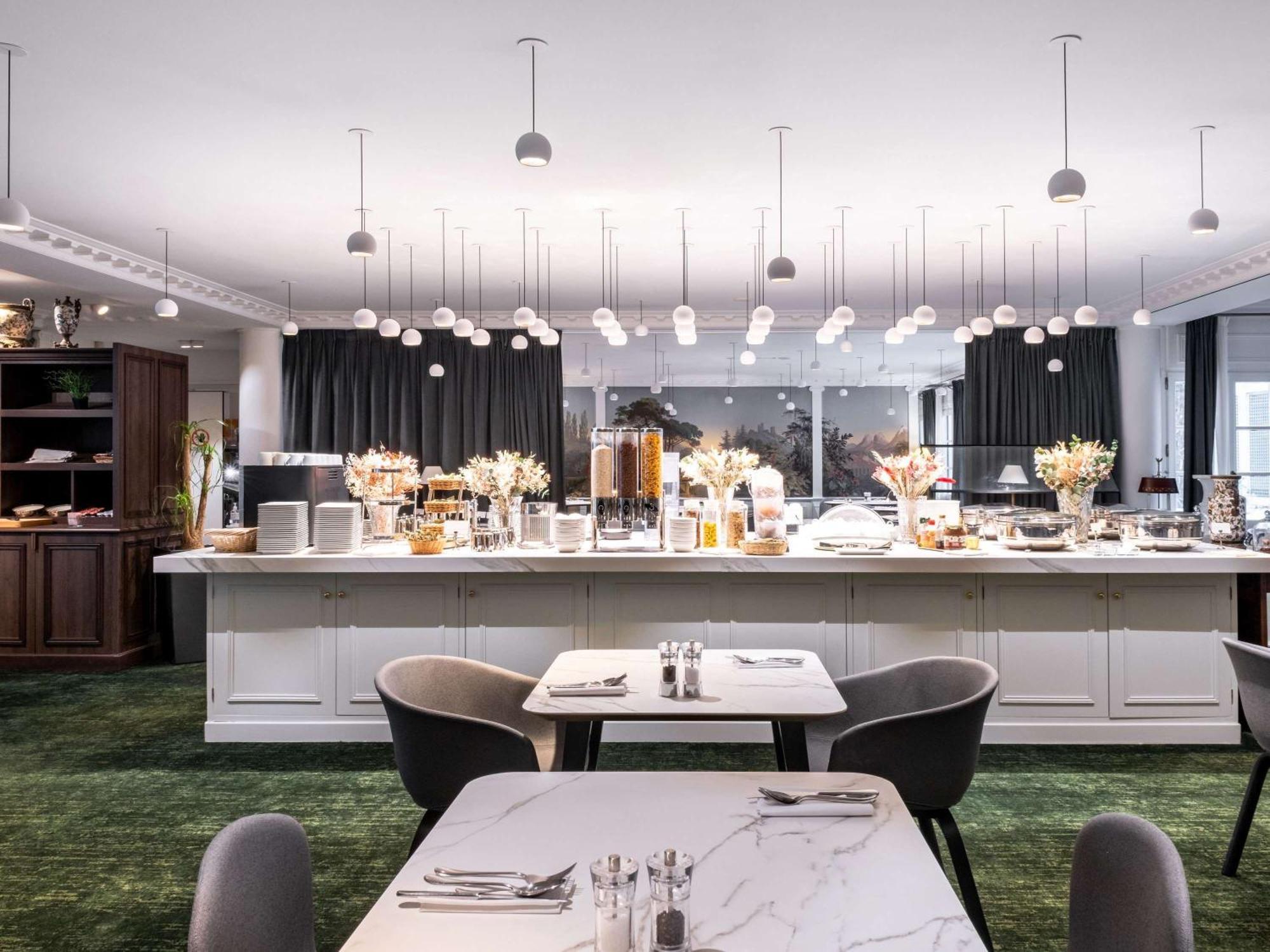 Aigle Noir Mgallery Hotel 4*